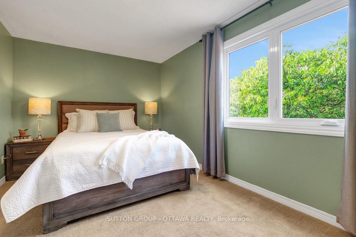 Photo 14 of 199 Markland Crescent, Ottawa, Barrhaven East — HOMEH
