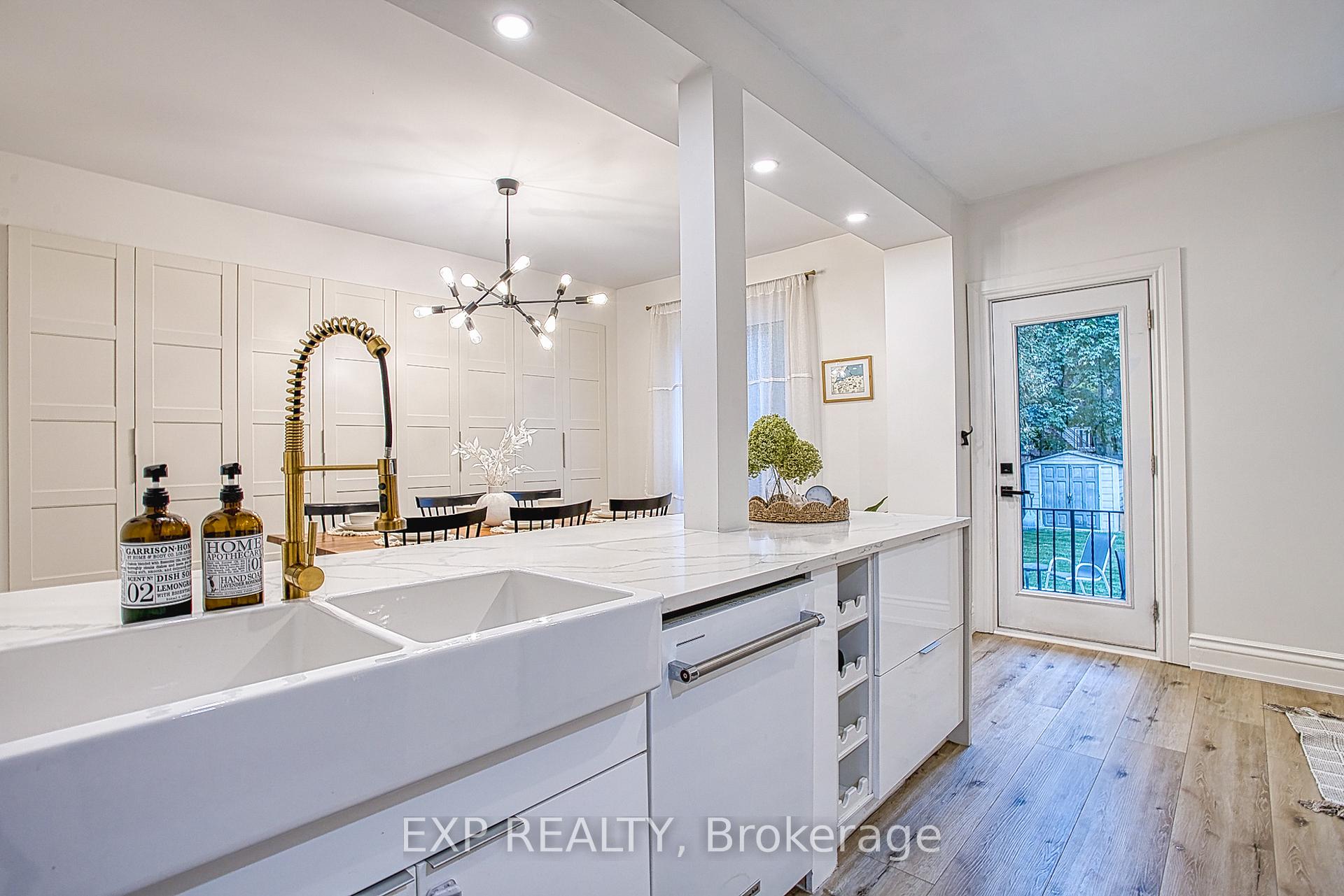 Photo 16 of 176 Emerald Street S, Hamilton, Stinson — HOMEH