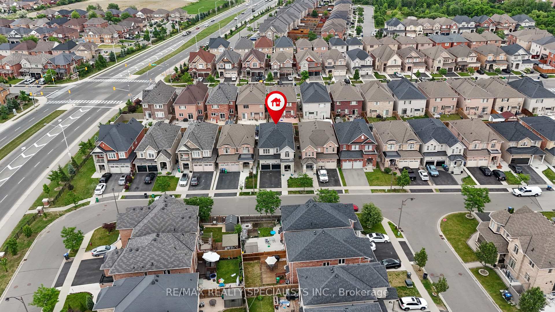 Photo 31 of 60 Vanwood Crescent, Brampton, Vales of Castlemore — HOMEH