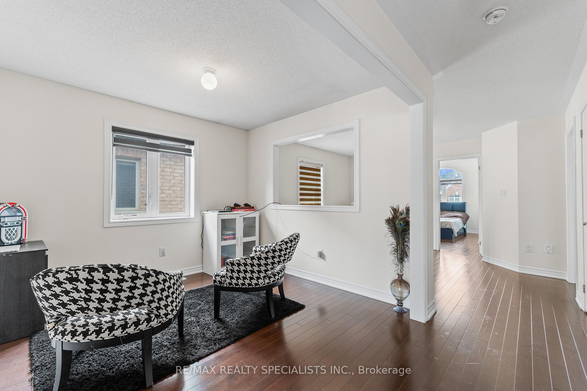 Photo 36 of 60 Vanwood Crescent, Brampton, Vales of Castlemore — HOMEH