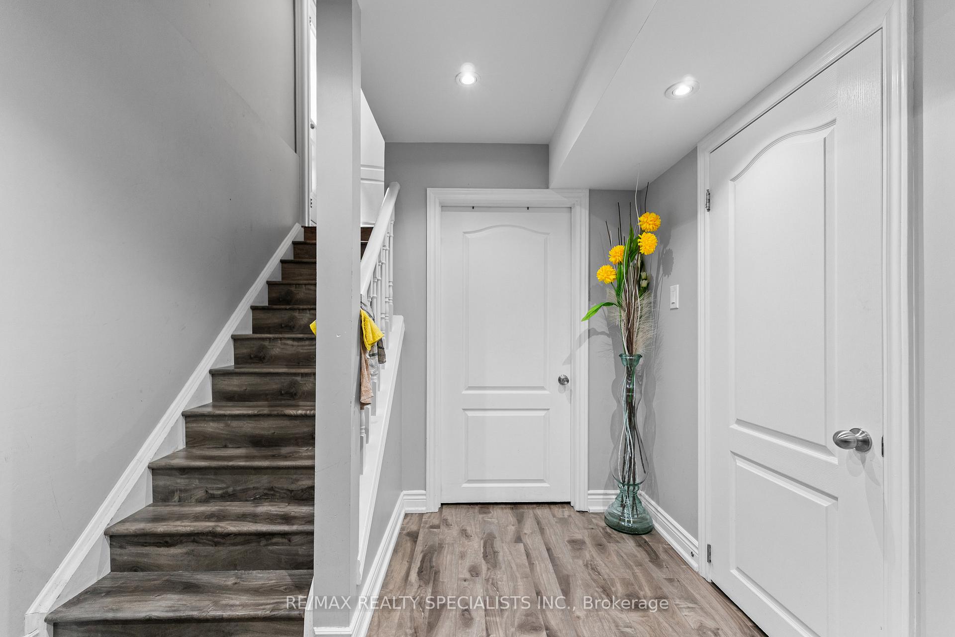 Photo 40 of 60 Vanwood Crescent, Brampton, Vales of Castlemore — HOMEH