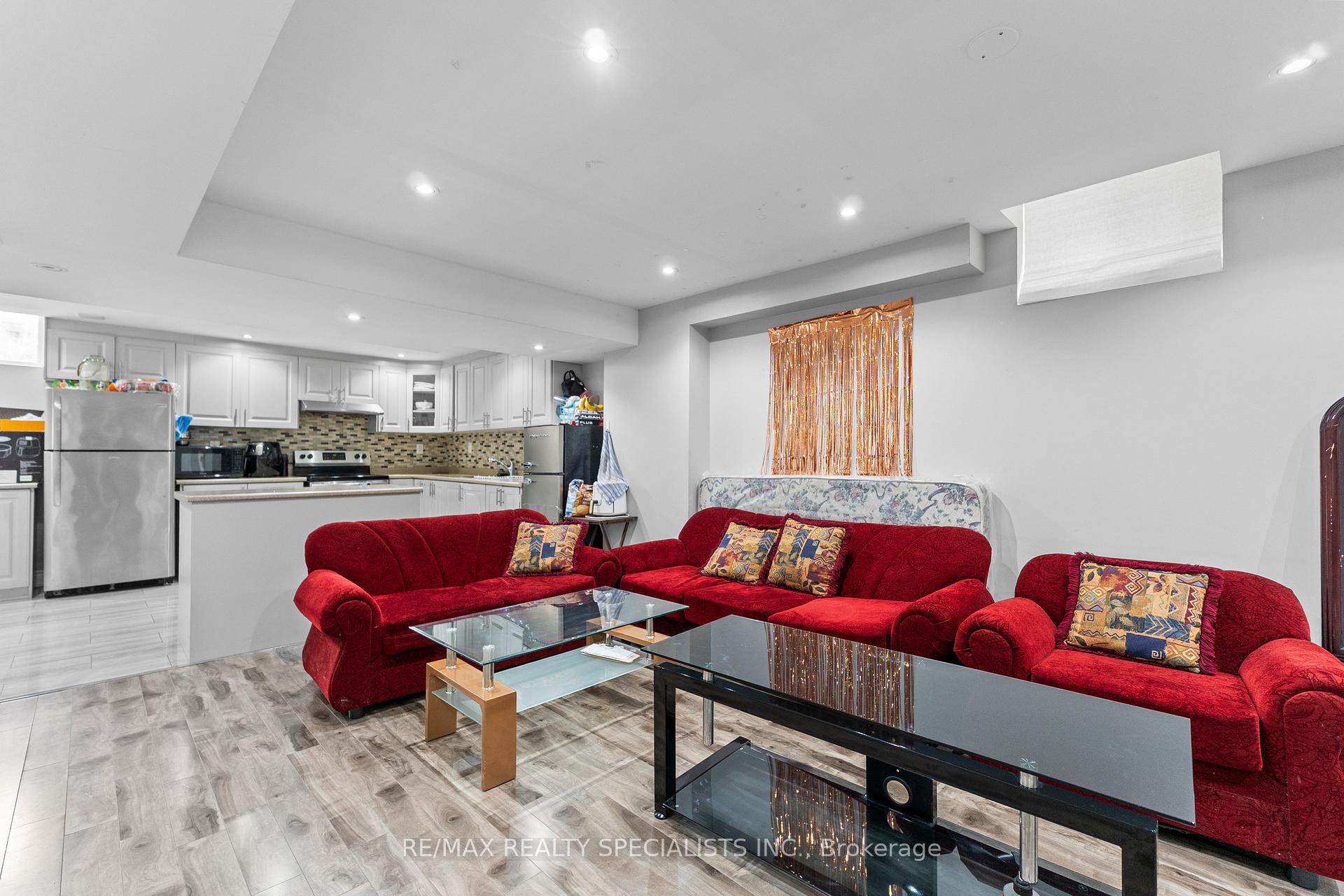 Photo 27 of 60 Vanwood Crescent, Brampton, Vales of Castlemore — HOMEH