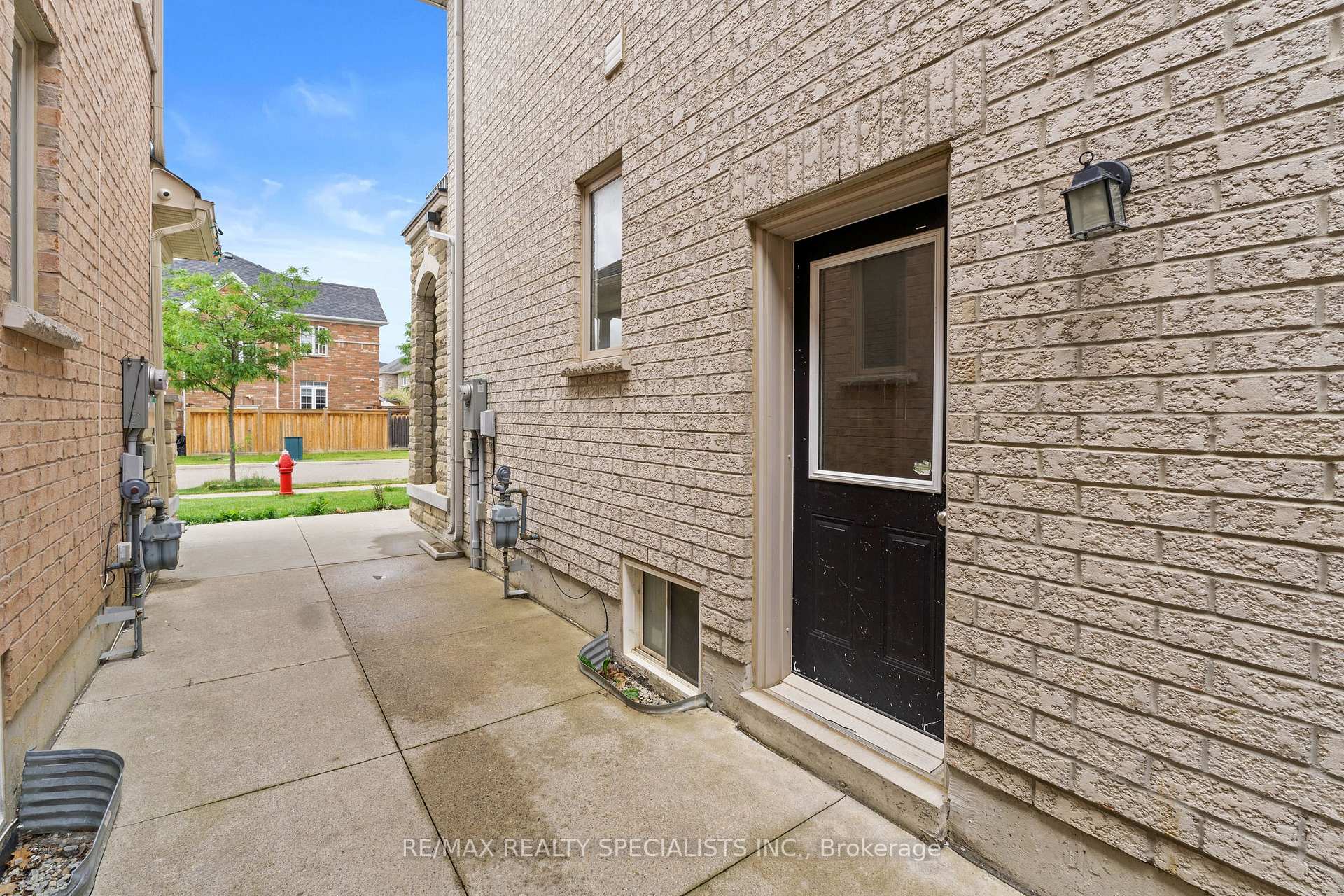 Photo 33 of 60 Vanwood Crescent, Brampton, Vales of Castlemore — HOMEH