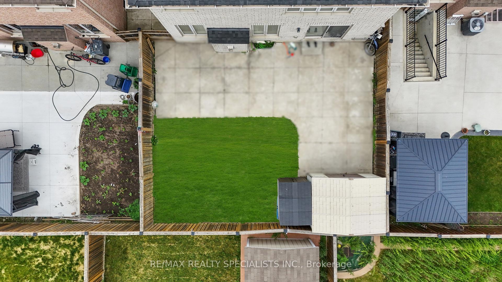 Photo 34 of 60 Vanwood Crescent, Brampton, Vales of Castlemore — HOMEH