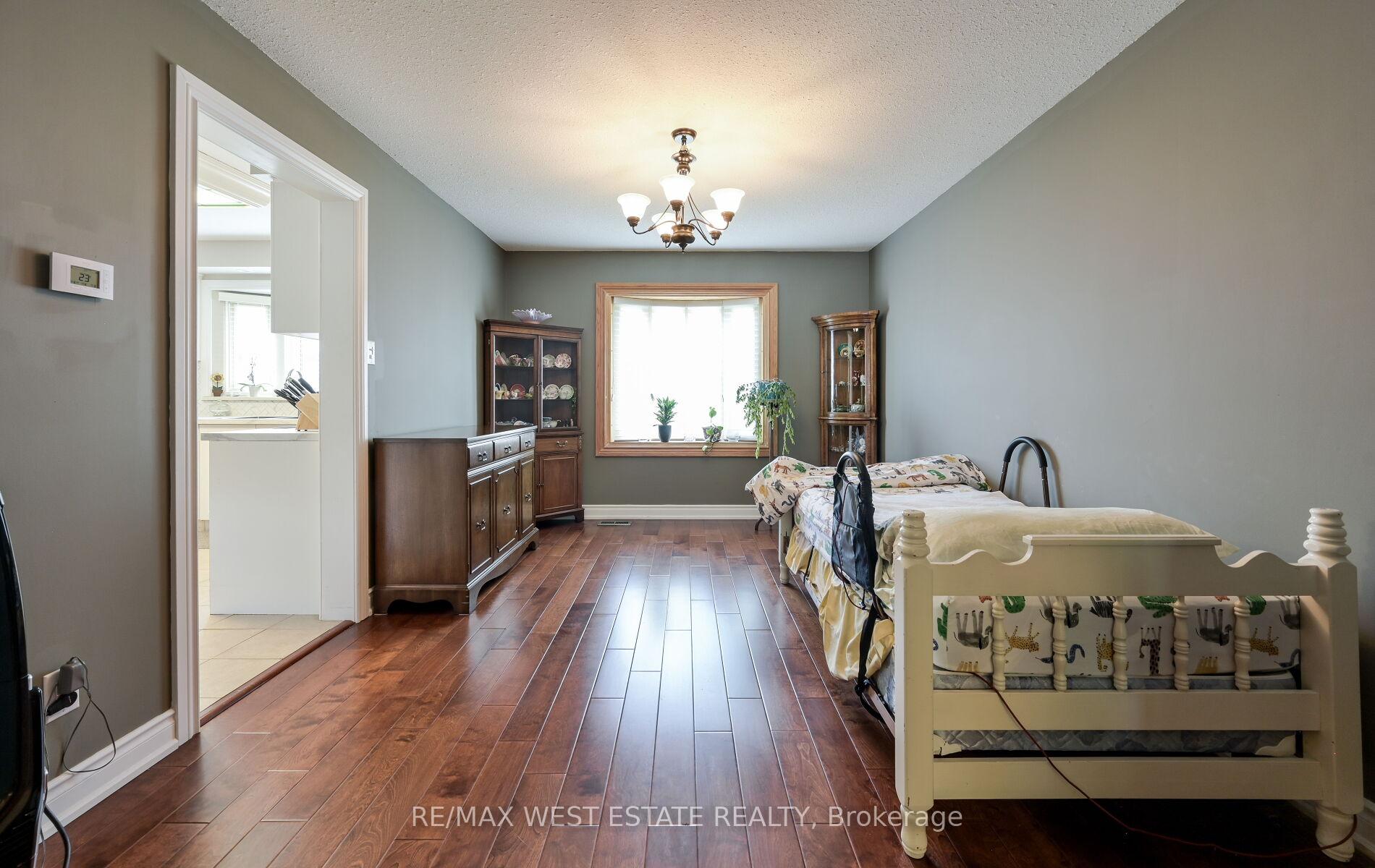 Photo 6 of 237 Vodden Street W, Brampton, Brampton West — HOMEH