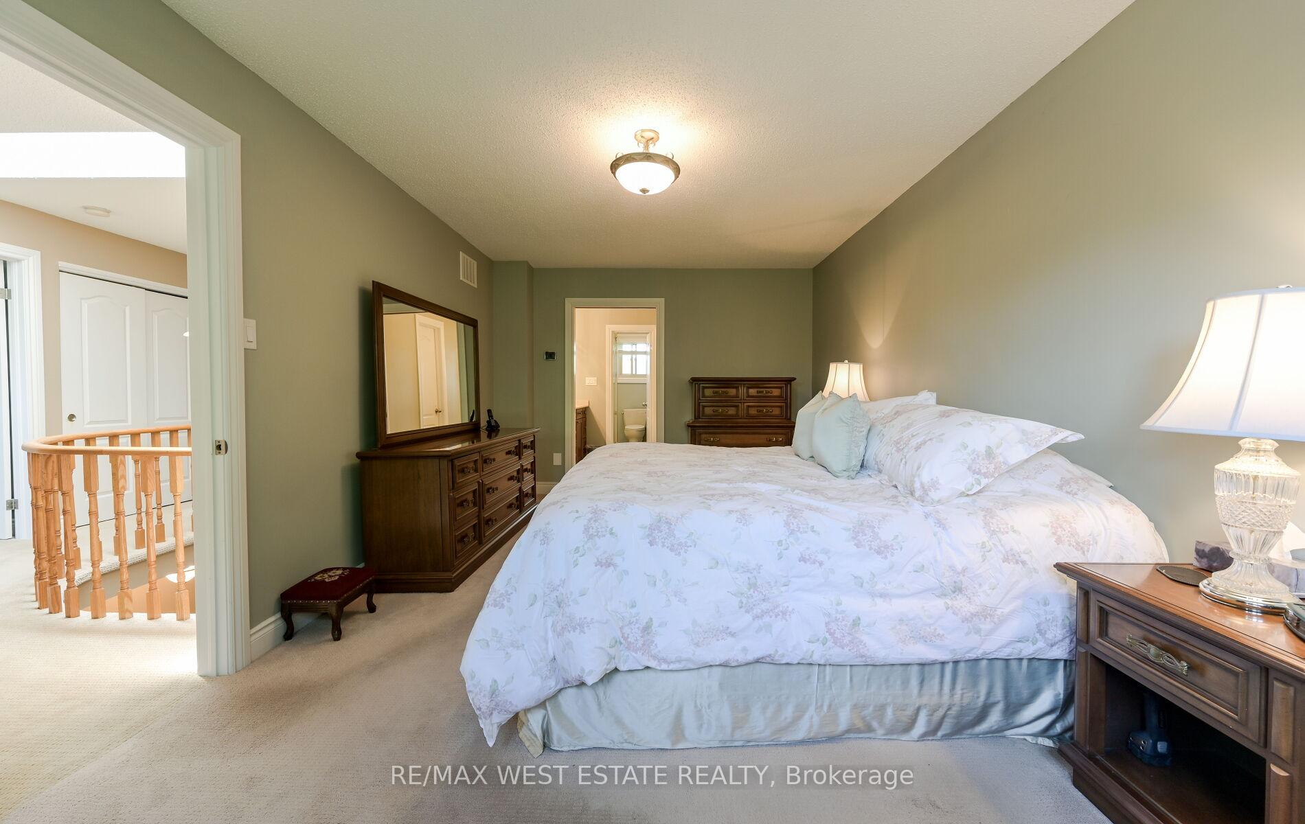 Photo 9 of 237 Vodden Street W, Brampton, Brampton West — HOMEH
