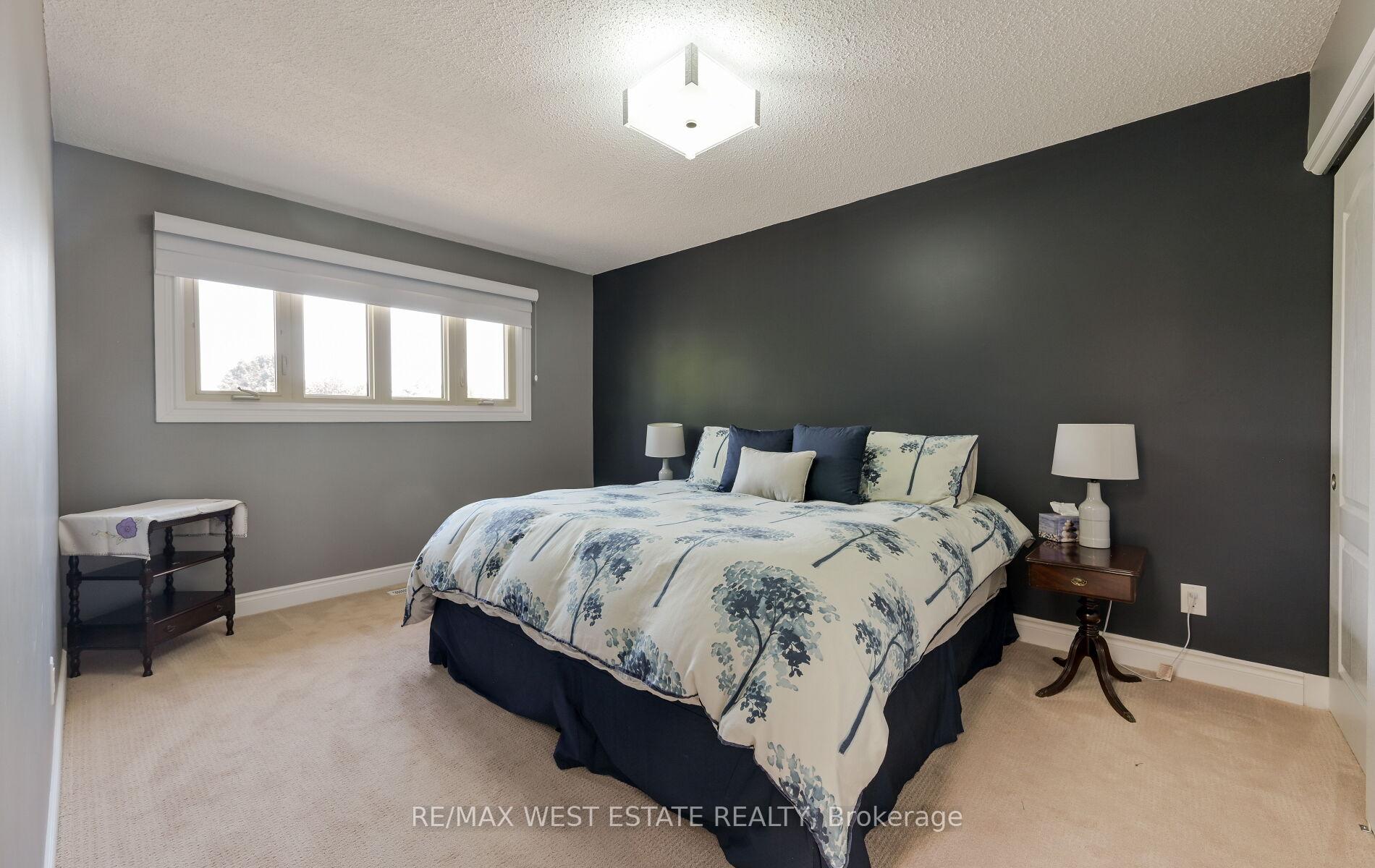 Photo 12 of 237 Vodden Street W, Brampton, Brampton West — HOMEH