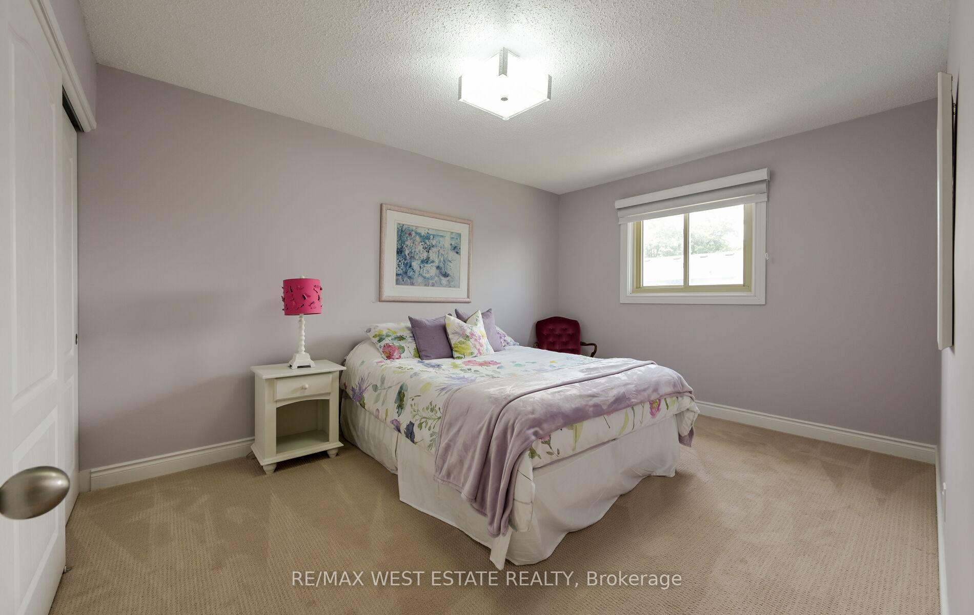 Photo 14 of 237 Vodden Street W, Brampton, Brampton West — HOMEH