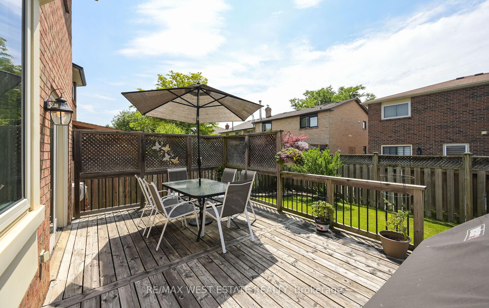 Photo 16 of 237 Vodden Street W, Brampton, Brampton West — HOMEH