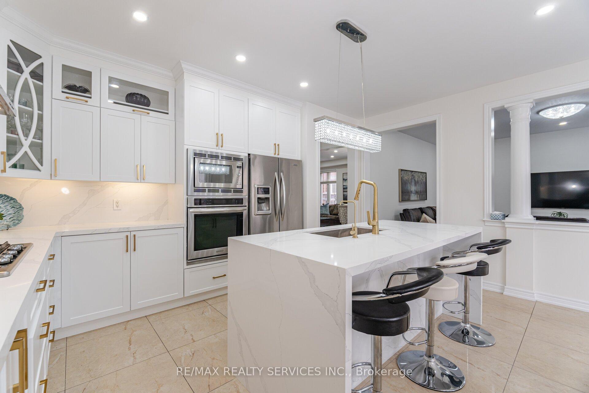 Photo 40 of 71 Vanderpool Crescent, Brampton, Bram East — HOMEH