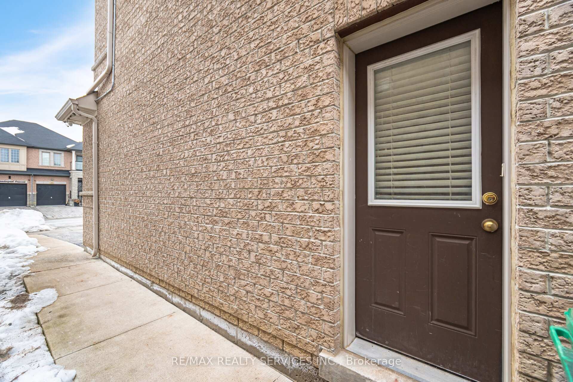 Photo 36 of 71 Vanderpool Crescent, Brampton, Bram East — HOMEH
