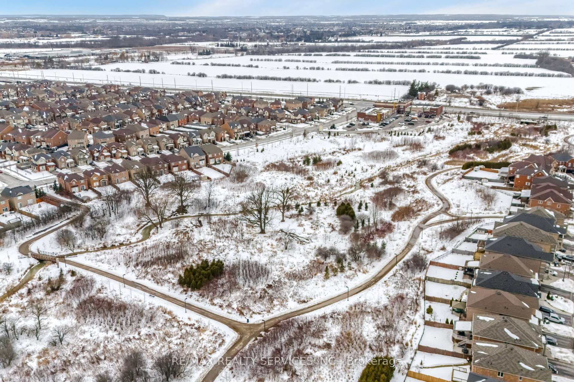 Photo 32 of 71 Vanderpool Crescent, Brampton, Bram East — HOMEH