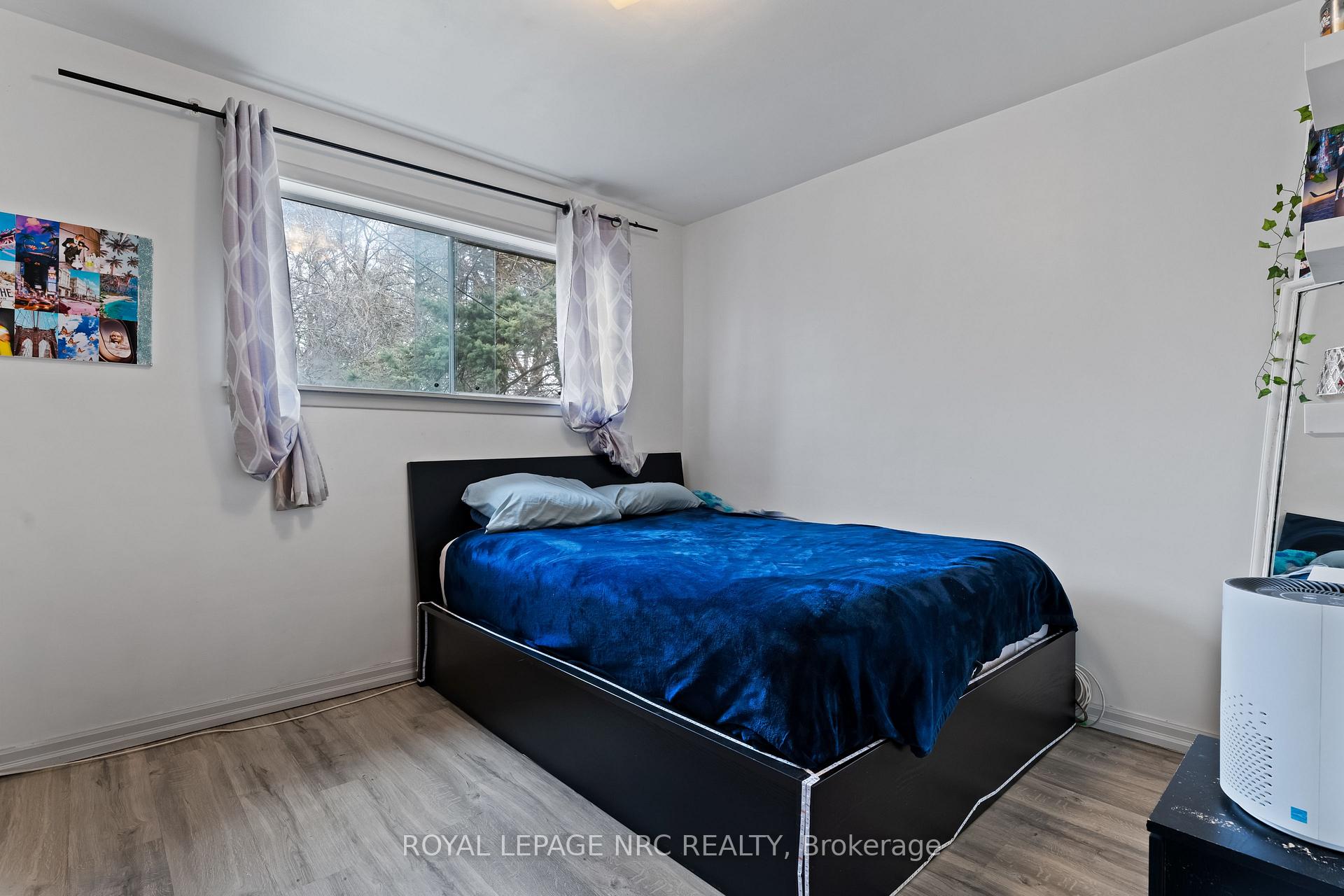 Photo 15 of 1053 Maplehurst Avenue, Burlington, LaSalle — HOMEH