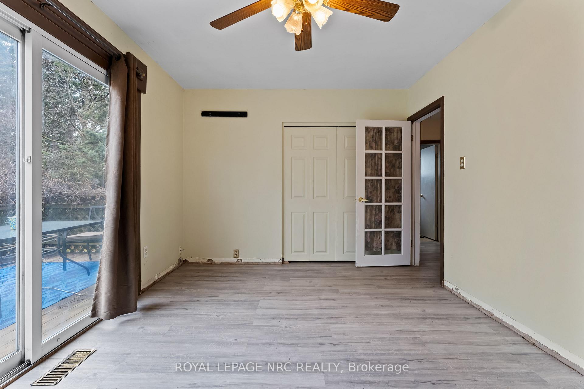 Photo 17 of 1053 Maplehurst Avenue, Burlington, LaSalle — HOMEH
