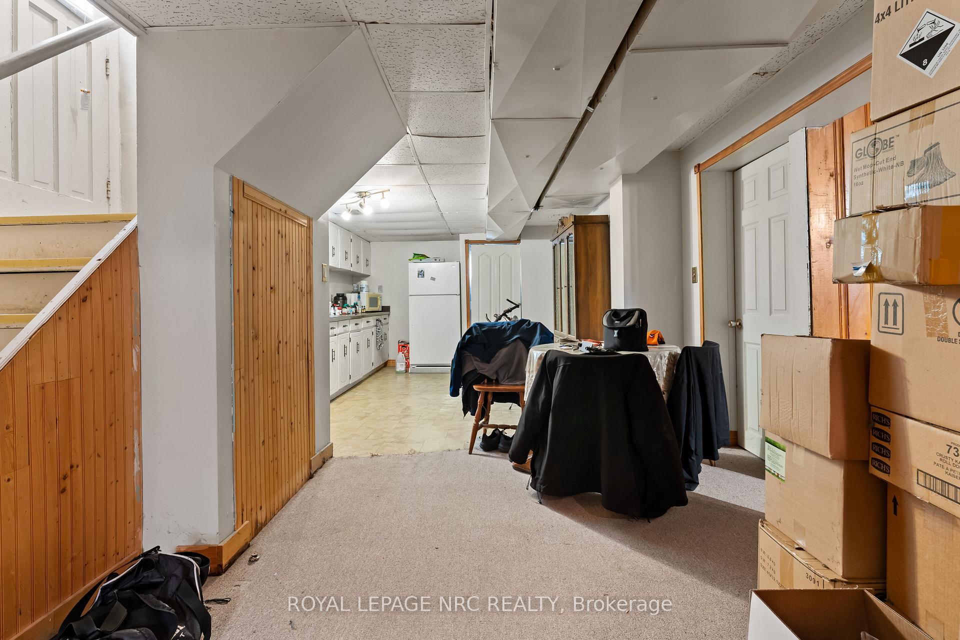 Photo 19 of 1053 Maplehurst Avenue, Burlington, LaSalle — HOMEH