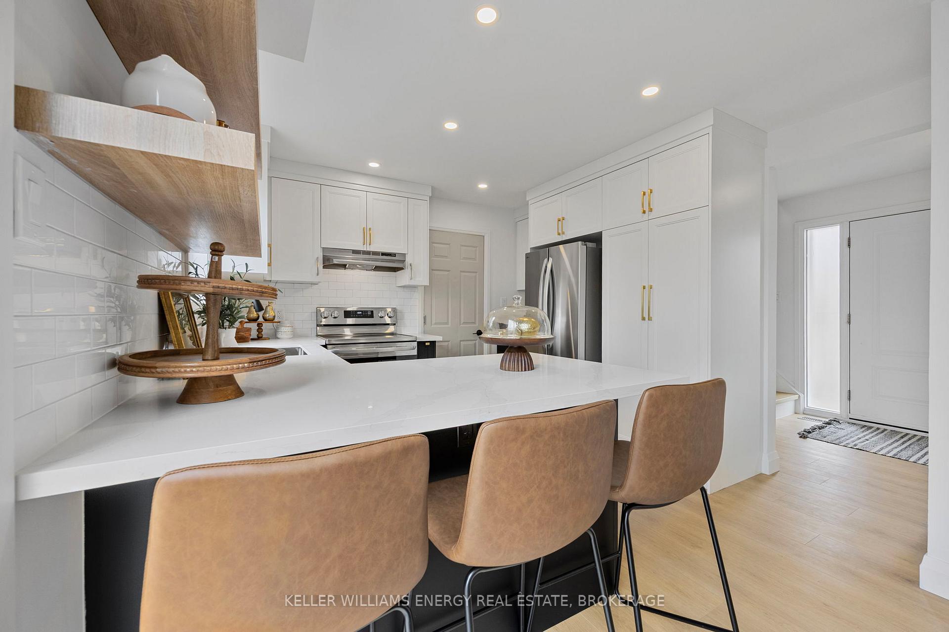 Photo 8 of 8 Heath Street, Barrie, Cundles East — HOMEH