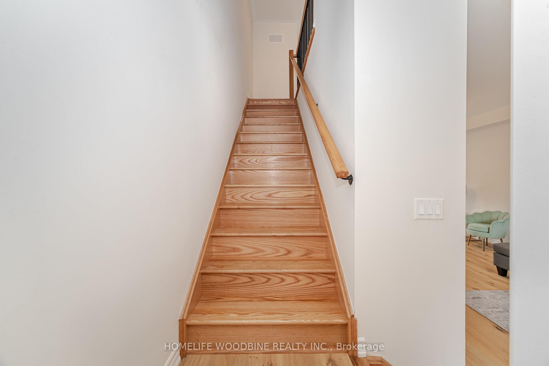 Photo 23 of 15 Arcola Street, Brampton, Goreway Drive Corridor — HOMEH