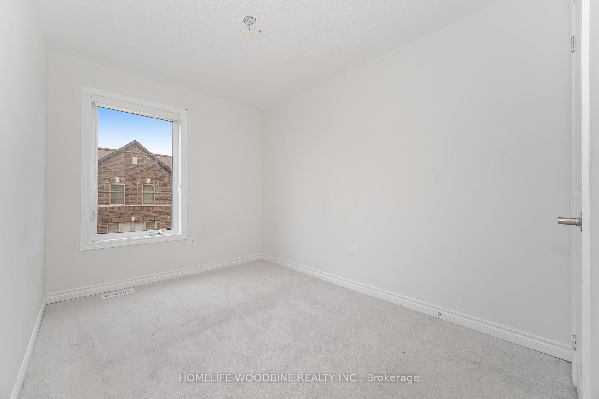 Photo 32 of 15 Arcola Street, Brampton, Goreway Drive Corridor — HOMEH