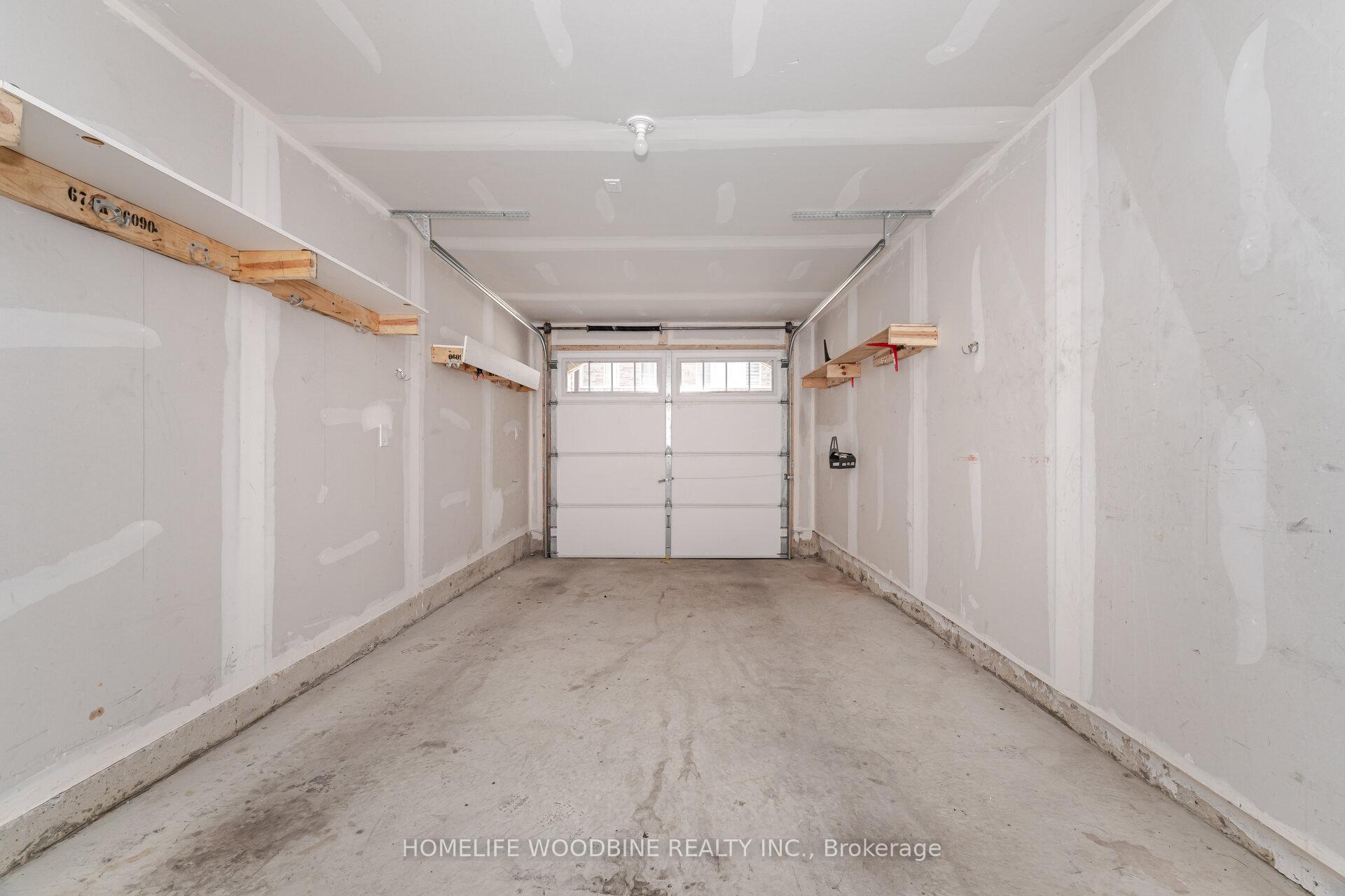 Photo 41 of 15 Arcola Street, Brampton, Goreway Drive Corridor — HOMEH
