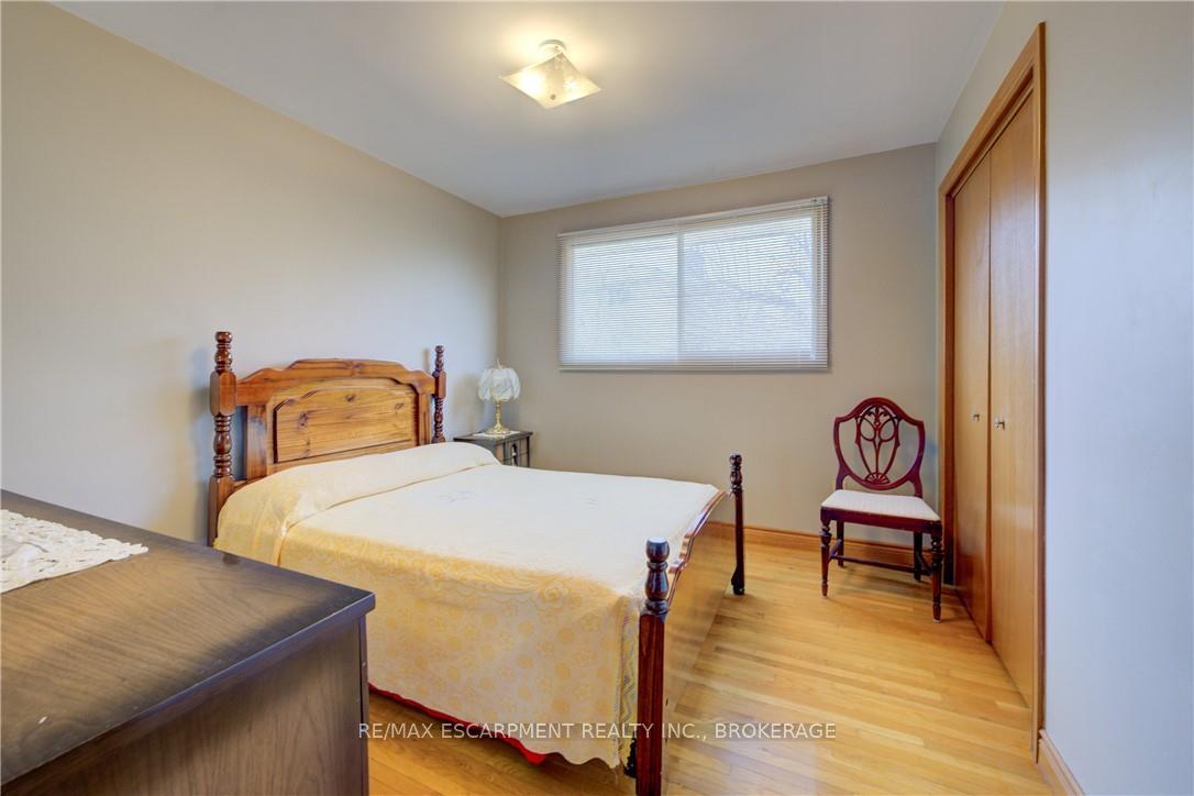 Photo 16 of 9 Stonecliff Court, Hamilton, Gilkson — HOMEH