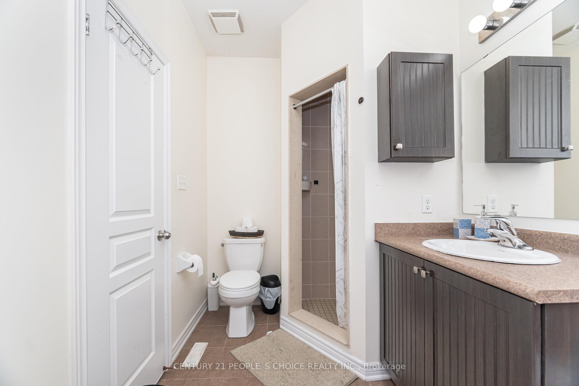 Photo 25 of 8 Fitzgibson Street, Brampton, Credit Valley — HOMEH