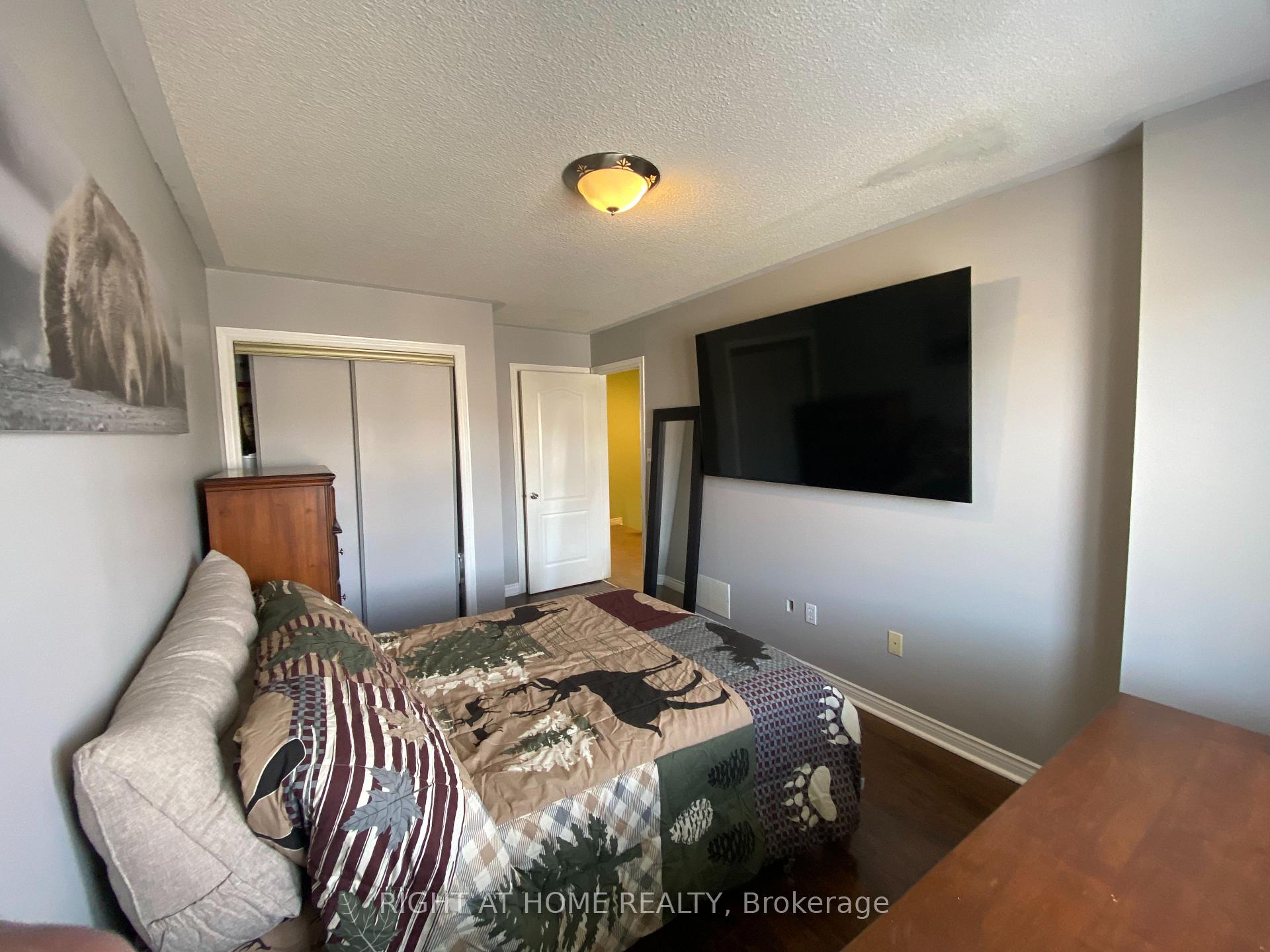 Photo 8 of 41 Brucker Road, Barrie, Holly — HOMEH
