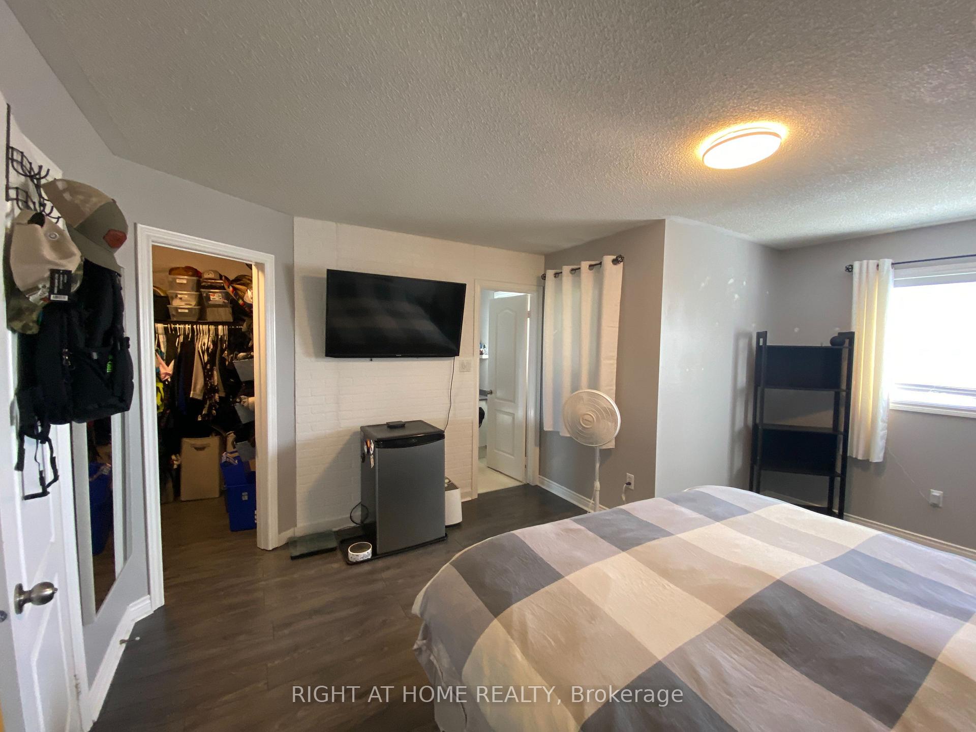 Photo 11 of 41 Brucker Road, Barrie, Holly — HOMEH