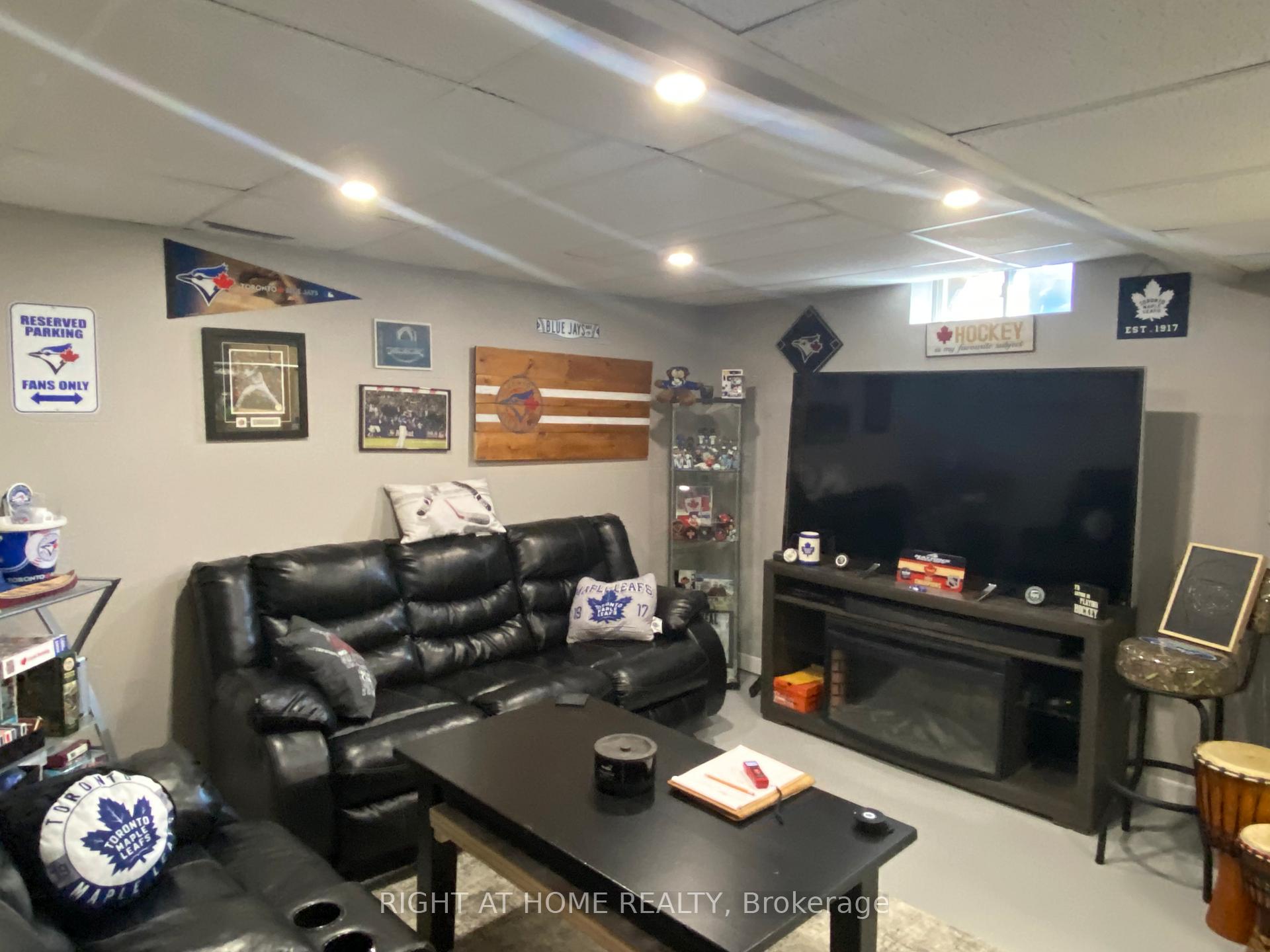 Photo 13 of 41 Brucker Road, Barrie, Holly — HOMEH