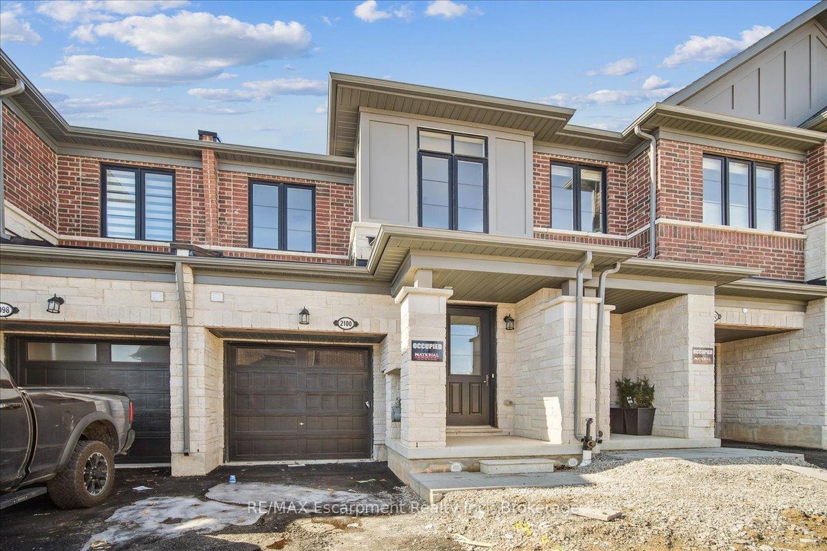 Photo 1 of 2100 Ellerston Common, Burlington, Tyandaga — HOMEH