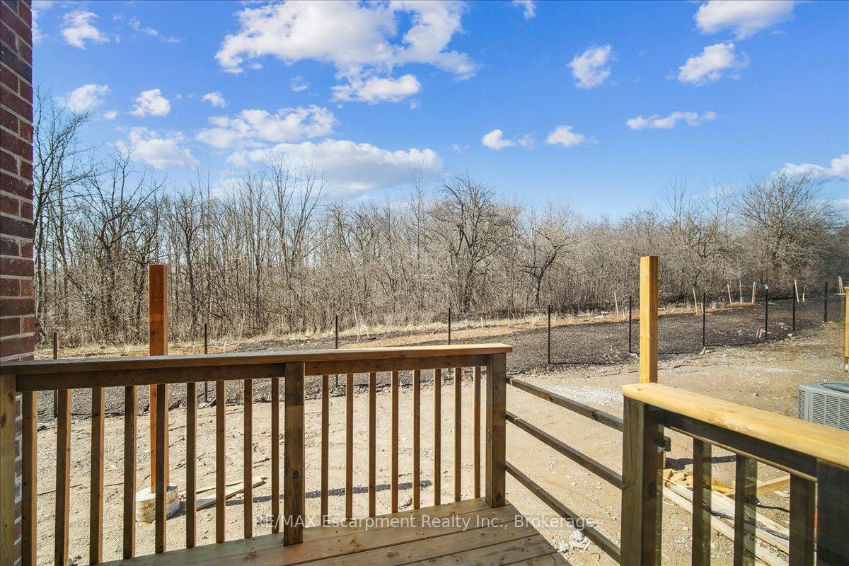 Photo 19 of 2100 Ellerston Common, Burlington, Tyandaga — HOMEH