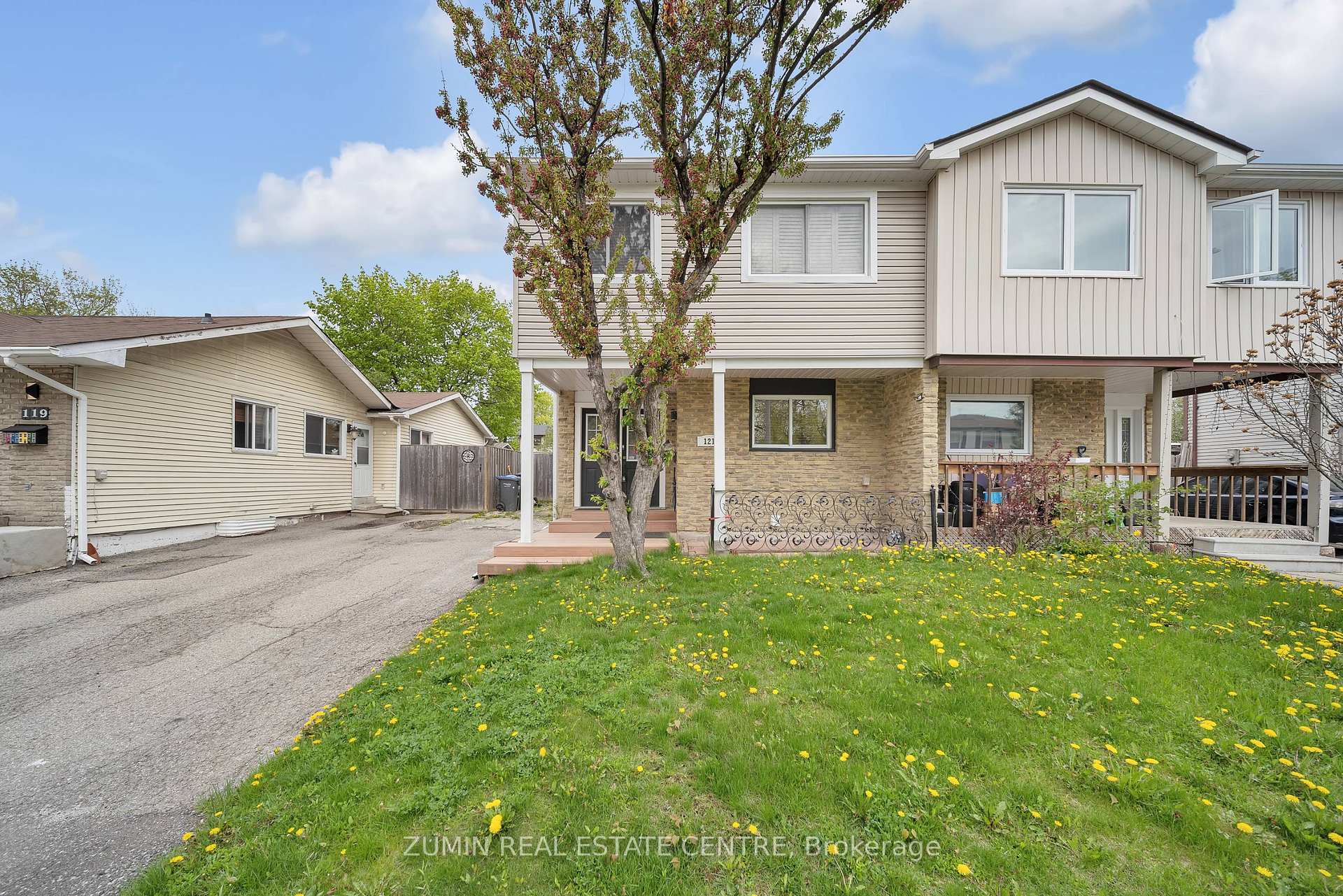 Photo 2 of 121 Carberry Crescent, Brampton, Madoc — HOMEH