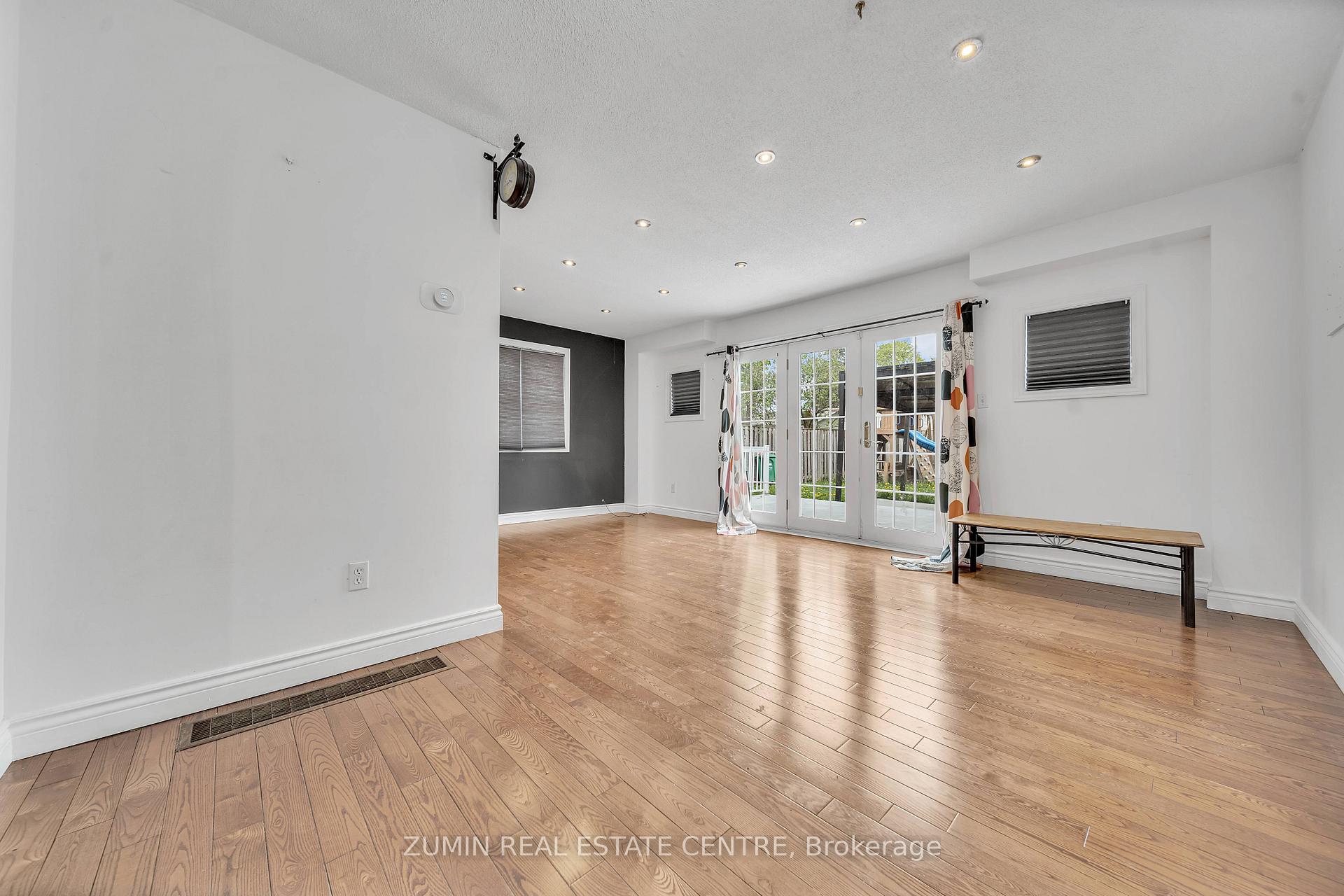 Photo 14 of 121 Carberry Crescent, Brampton, Madoc — HOMEH