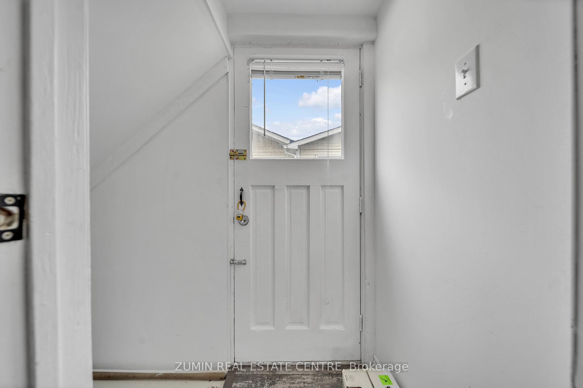 Photo 29 of 121 Carberry Crescent, Brampton, Madoc — HOMEH