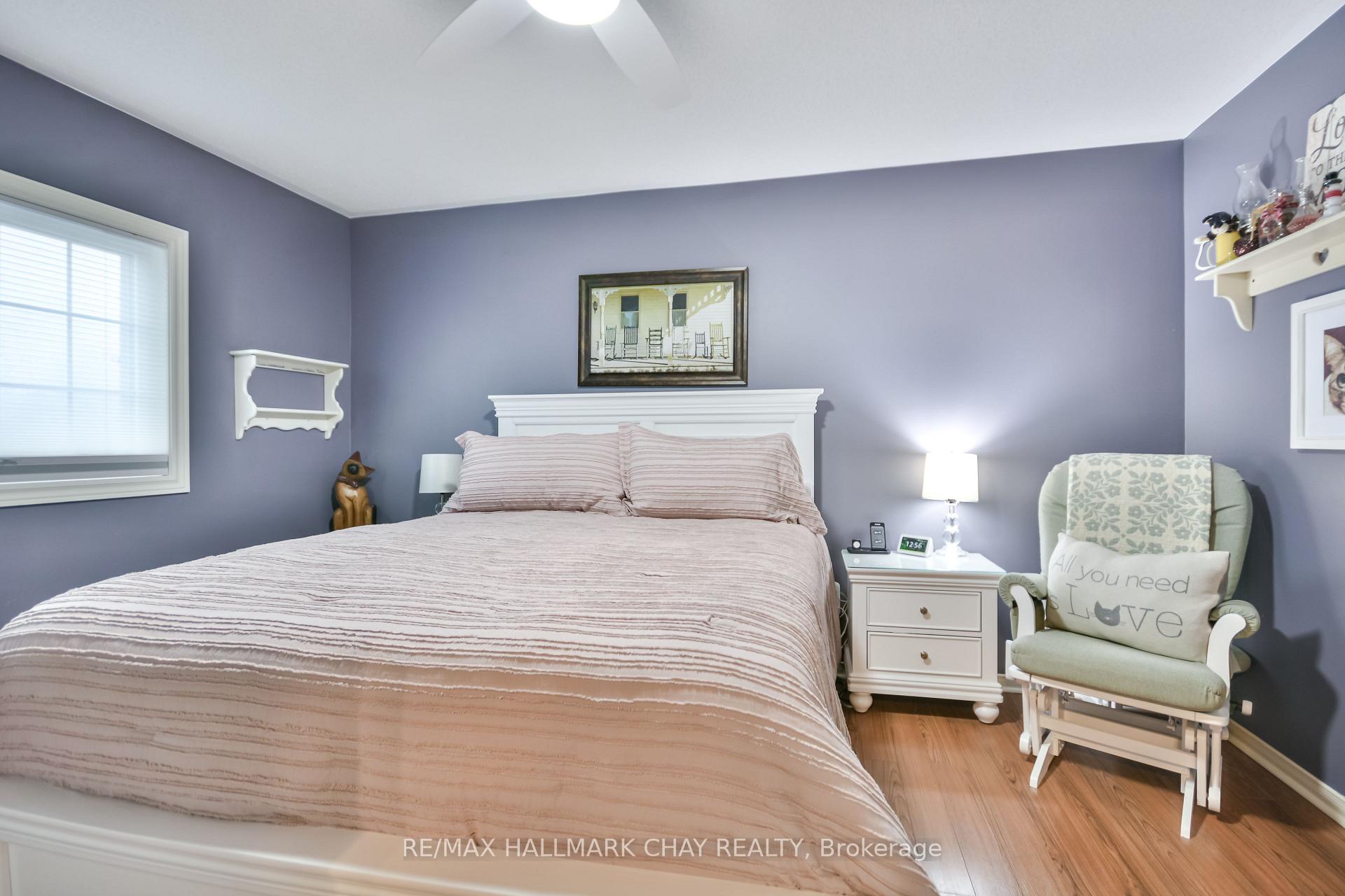Photo 27 of 22 Emms Drive, Barrie, Holly — HOMEH