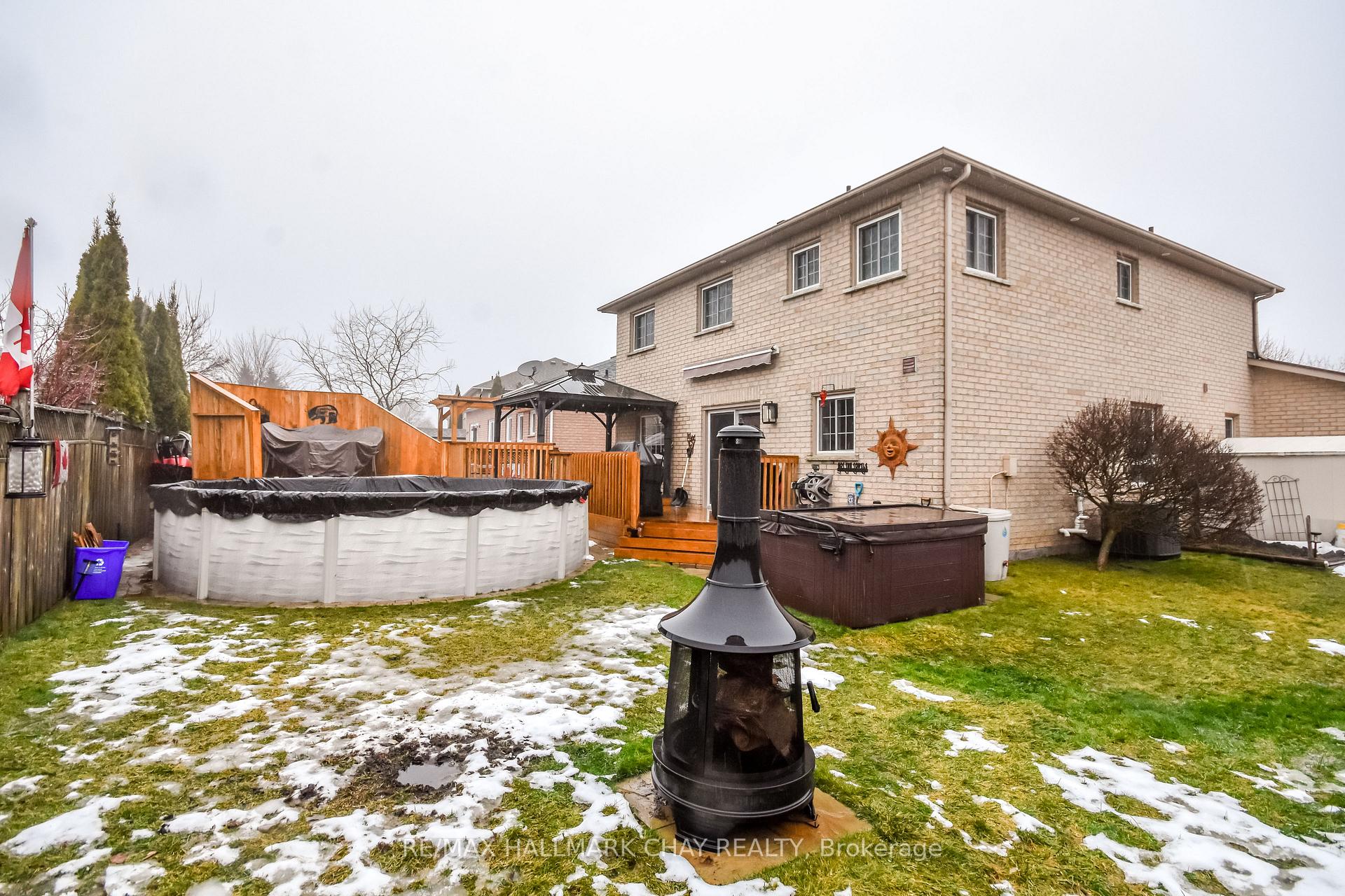 Photo 37 of 22 Emms Drive, Barrie, Holly — HOMEH