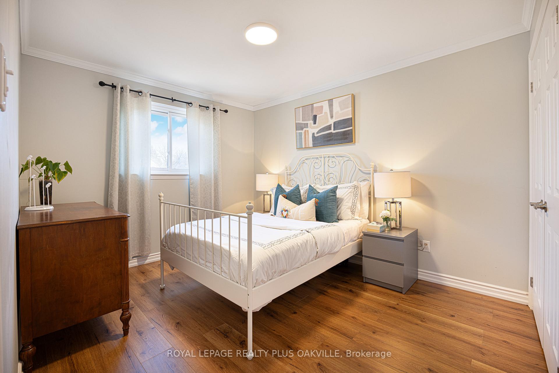 Photo 20 of 24 Menoke Court, Brampton, Heart Lake West — HOMEH