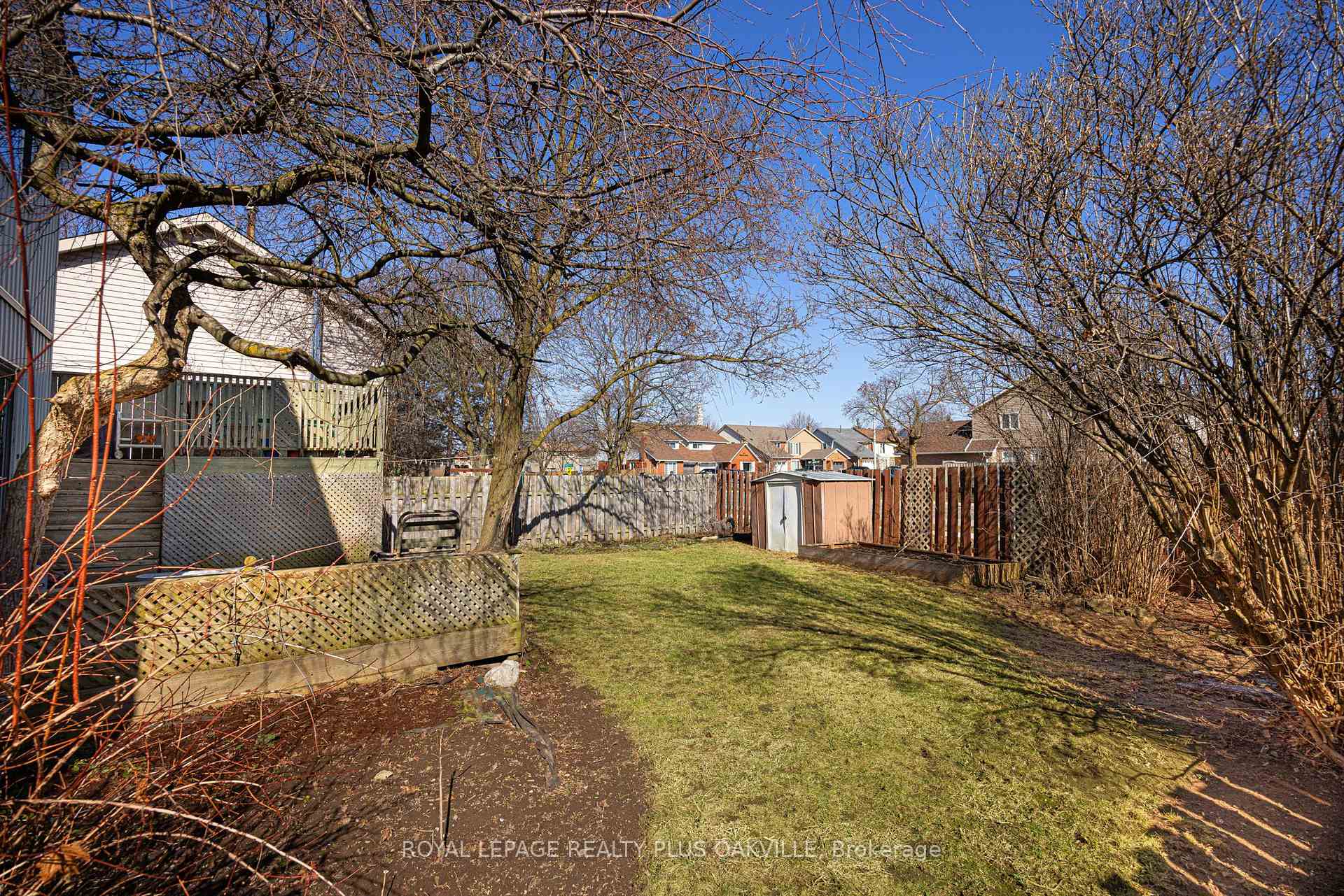 Photo 24 of 24 Menoke Court, Brampton, Heart Lake West — HOMEH