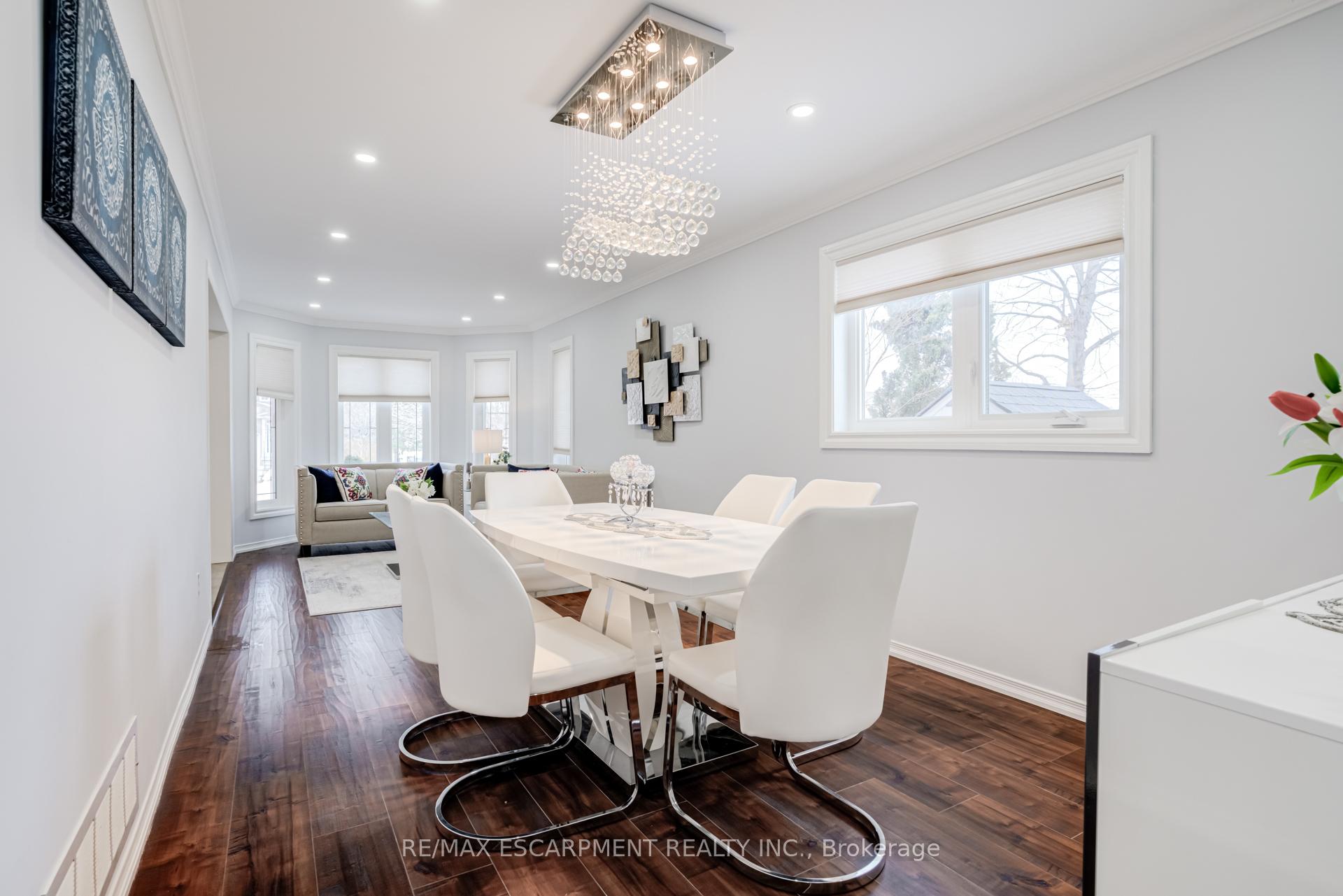 Photo 8 of 5608 Hannah Street, Burlington, Appleby — HOMEH