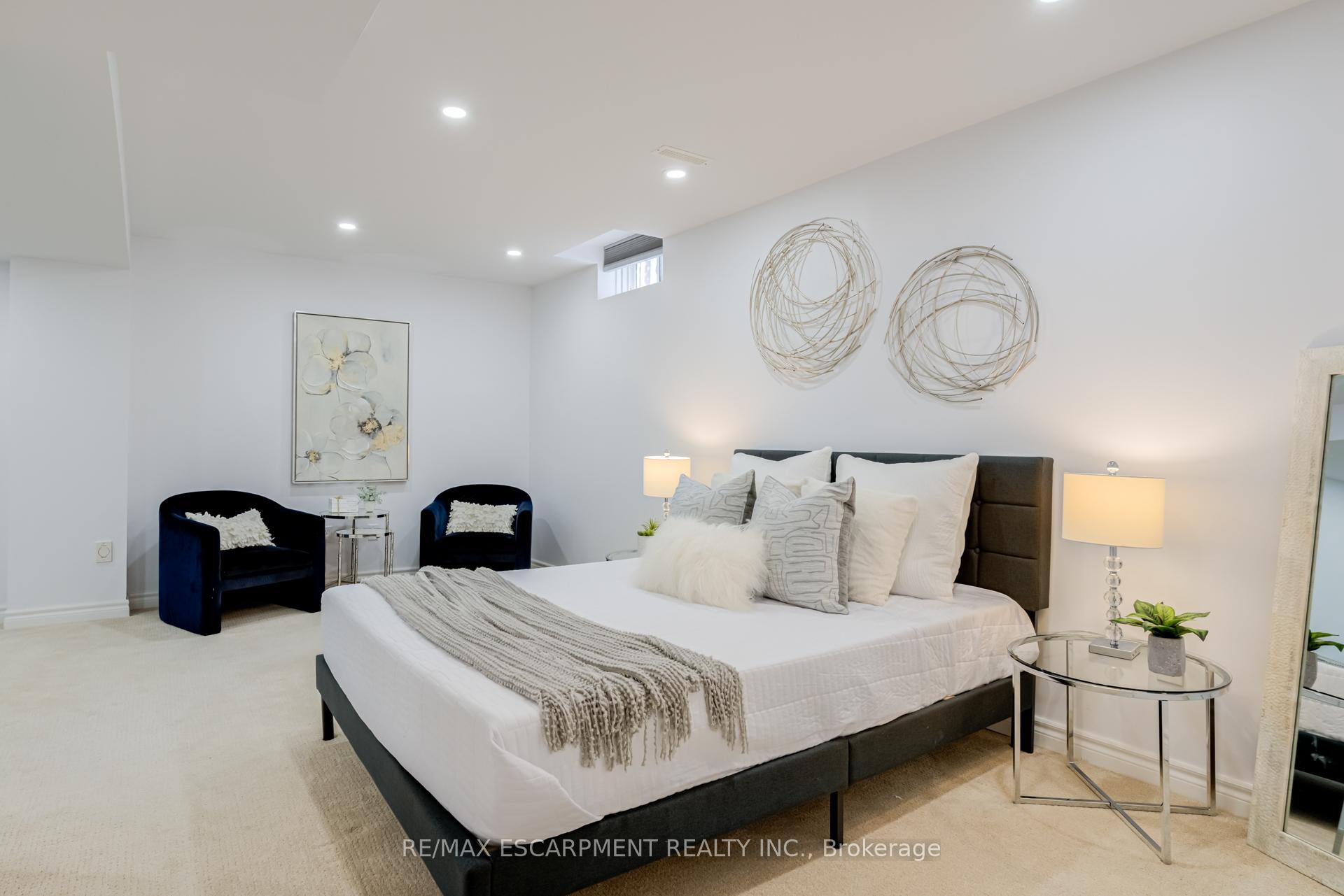 Photo 31 of 5608 Hannah Street, Burlington, Appleby — HOMEH