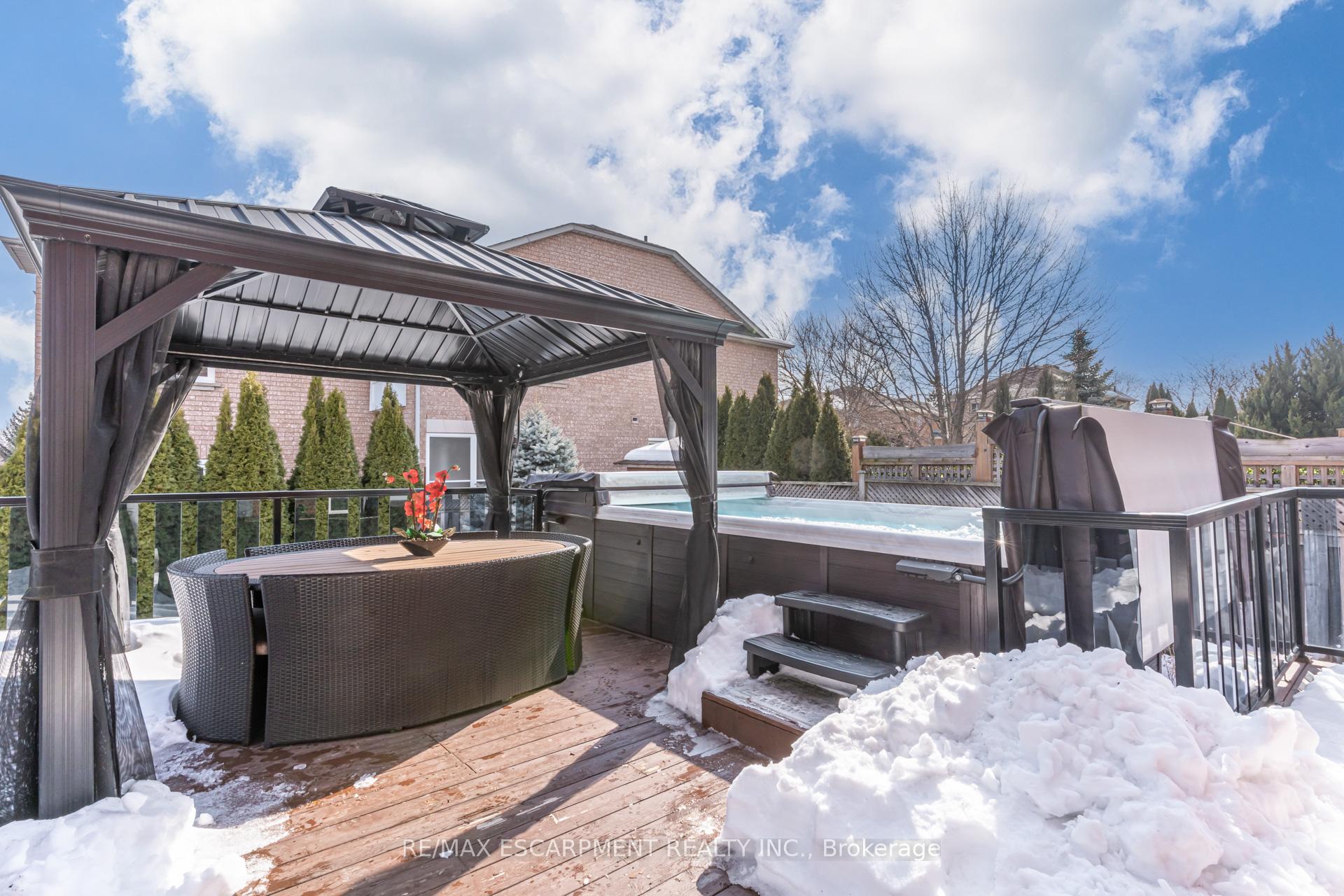Photo 36 of 5608 Hannah Street, Burlington, Appleby — HOMEH