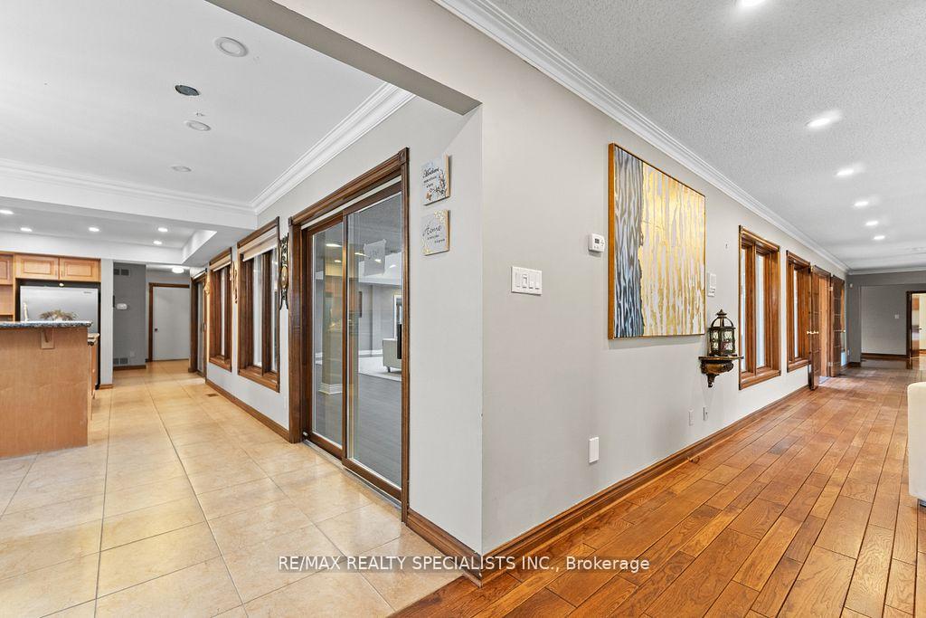 Photo 22 of 24 Rosegarden Drive, Brampton, Toronto Gore Rural Estate — HOMEH