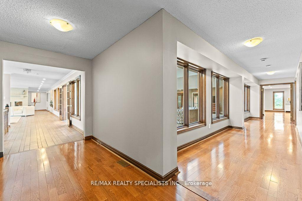Photo 26 of 24 Rosegarden Drive, Brampton, Toronto Gore Rural Estate — HOMEH