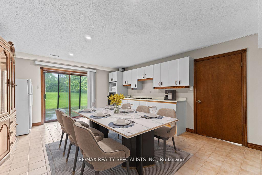 Photo 29 of 24 Rosegarden Drive, Brampton, Toronto Gore Rural Estate — HOMEH