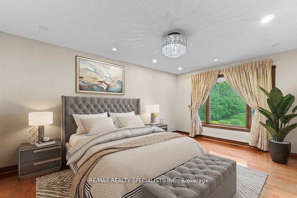 Photo 28 of 24 Rosegarden Drive, Brampton, Toronto Gore Rural Estate — HOMEH