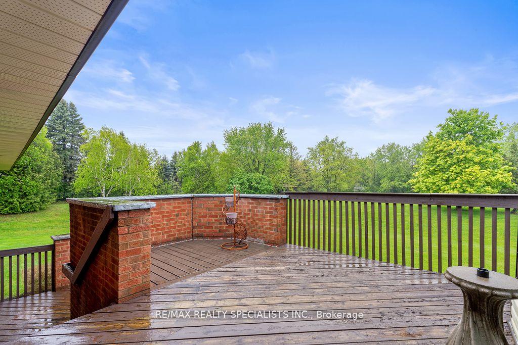 Photo 37 of 24 Rosegarden Drive, Brampton, Toronto Gore Rural Estate — HOMEH