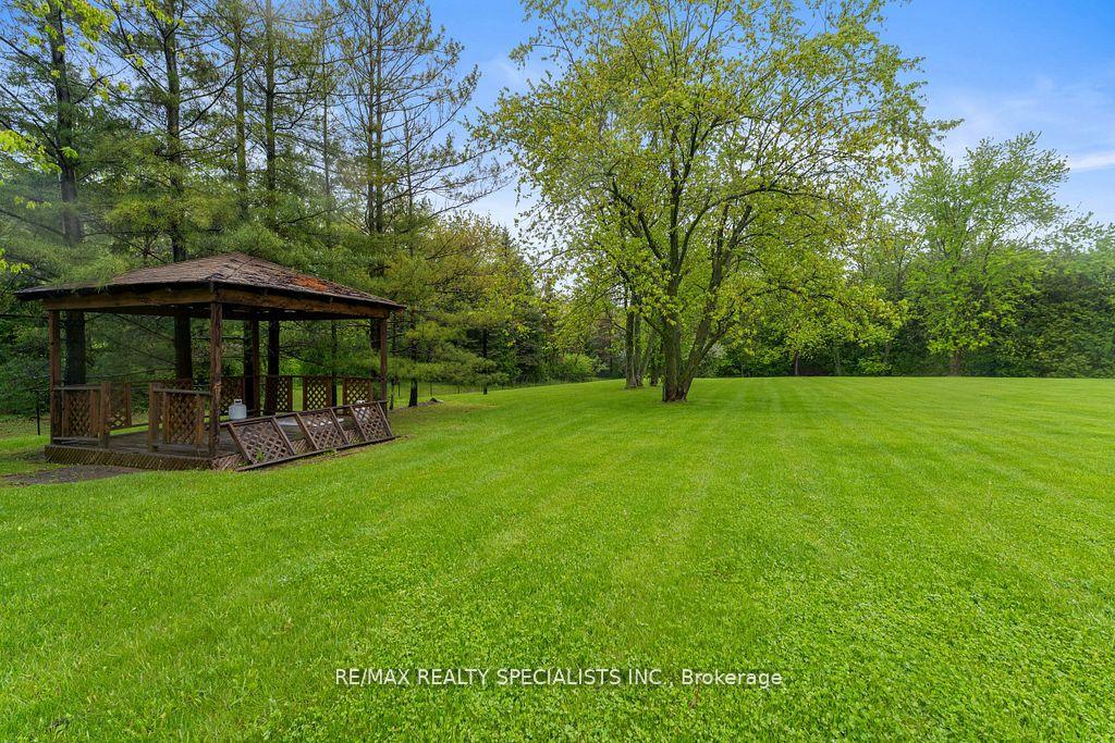 Photo 34 of 24 Rosegarden Drive, Brampton, Toronto Gore Rural Estate — HOMEH