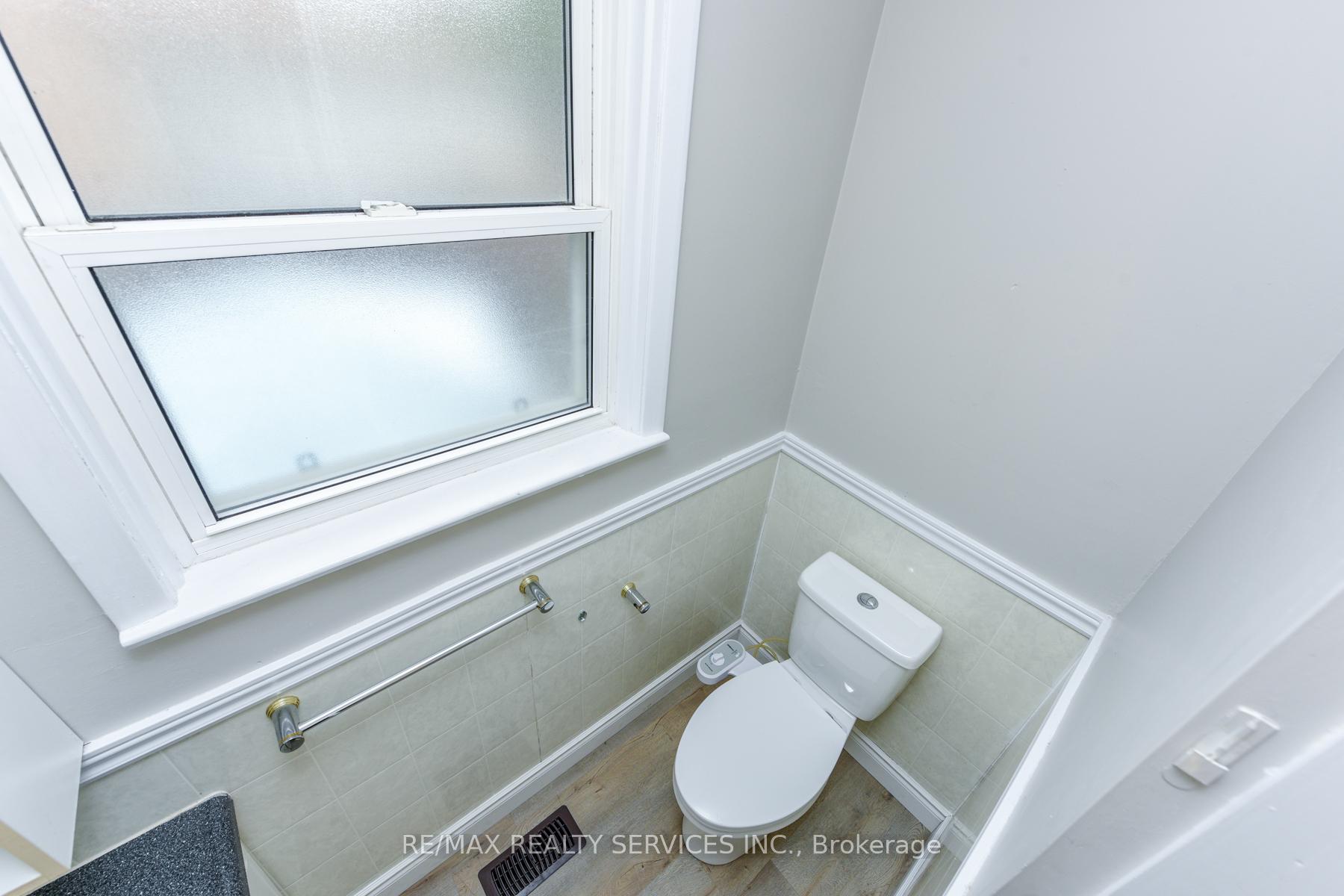 Photo 26 of 91 Ambleside Drive, Brampton, Brampton South — HOMEH