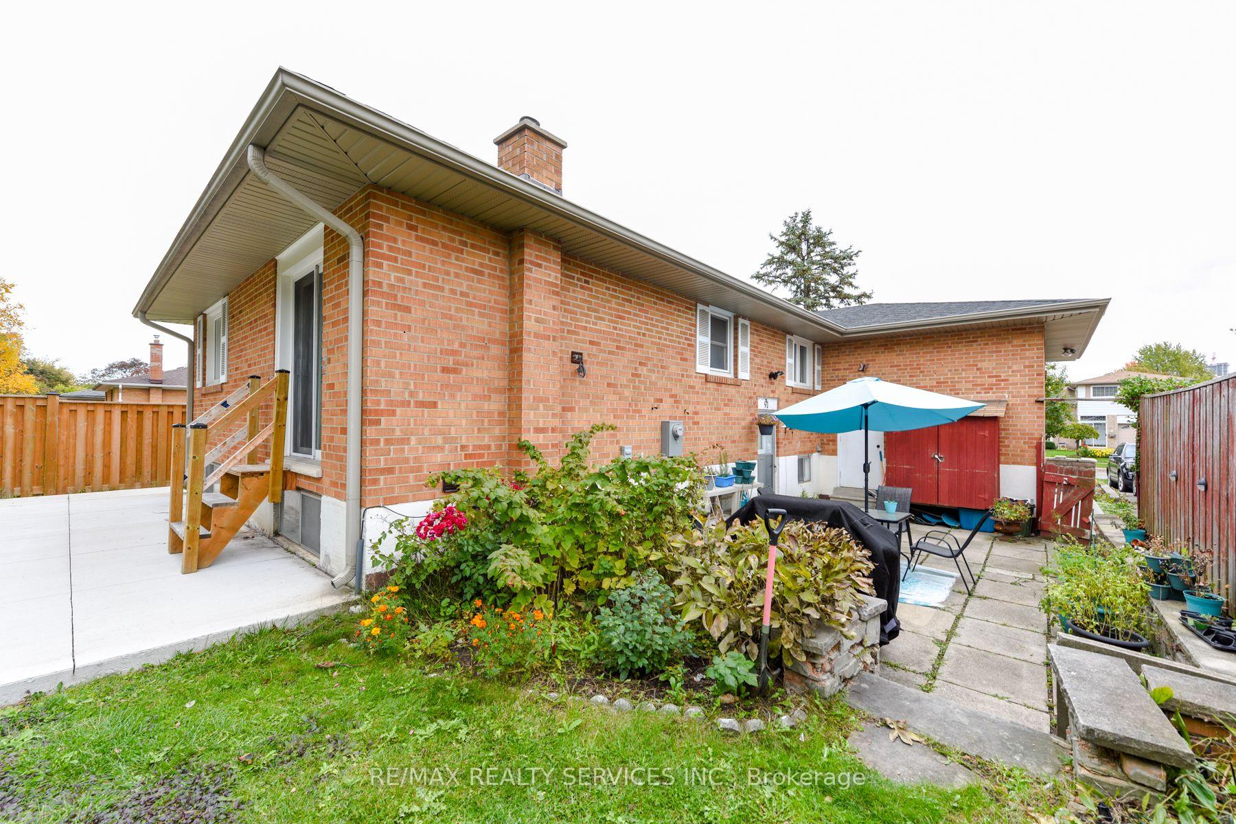 Photo 40 of 91 Ambleside Drive, Brampton, Brampton South — HOMEH