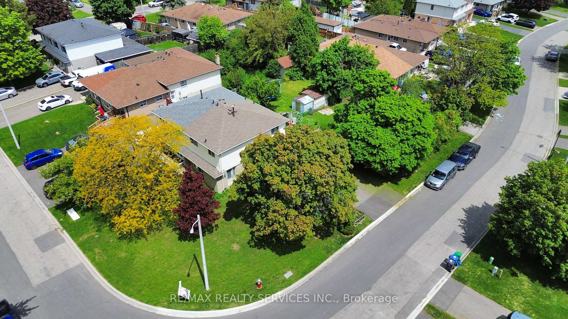 Photo 1 of 29 Gulliver Crescent, Brampton, Northgate — HOMEH