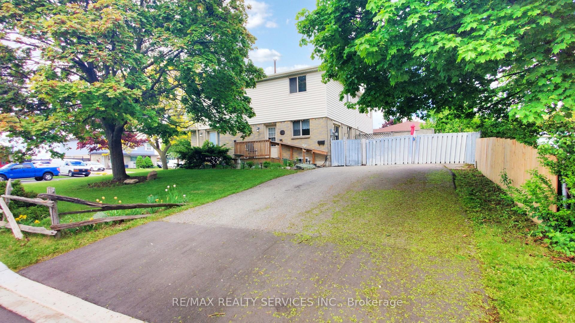 Photo 34 of 29 Gulliver Crescent, Brampton, Northgate — HOMEH